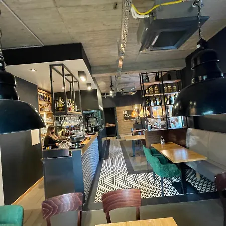 Hotel Am Stadion Vanino Cucina Italian 3*