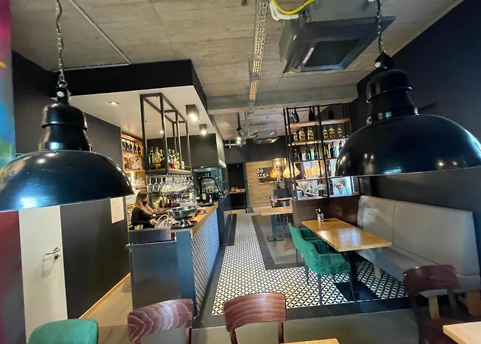 Szálloda Am Stadion Vanino Cucina Italian 3*