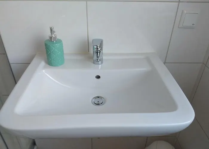 Szálloda Am Stadion Vanino Cucina Italian Bielefeld